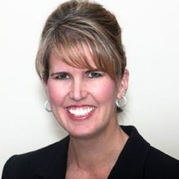 Meet your Posher, Sandy - Picture 1 of 1